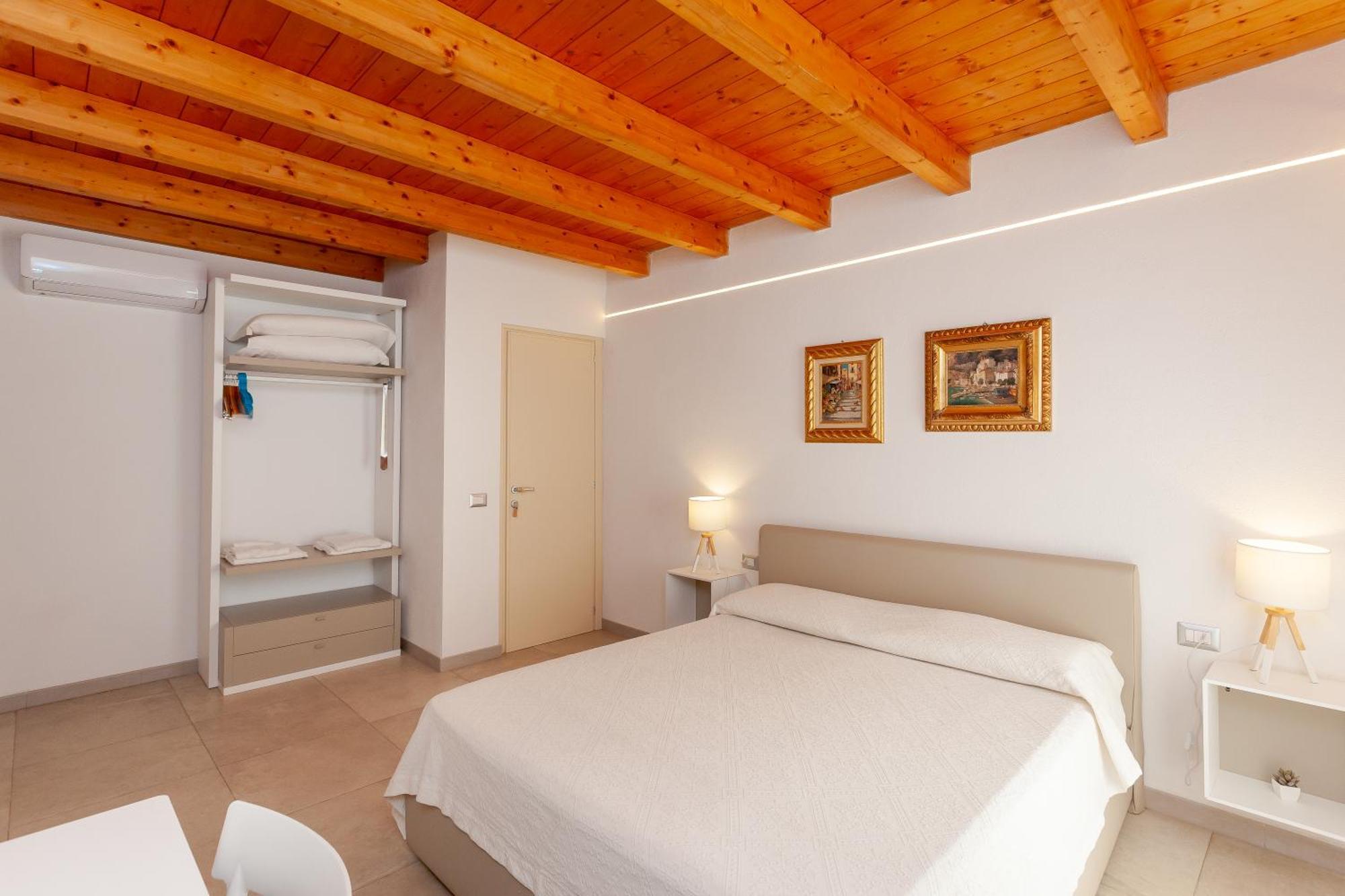 سان تيودورو B&B Pettirosso المظهر الخارجي الصورة