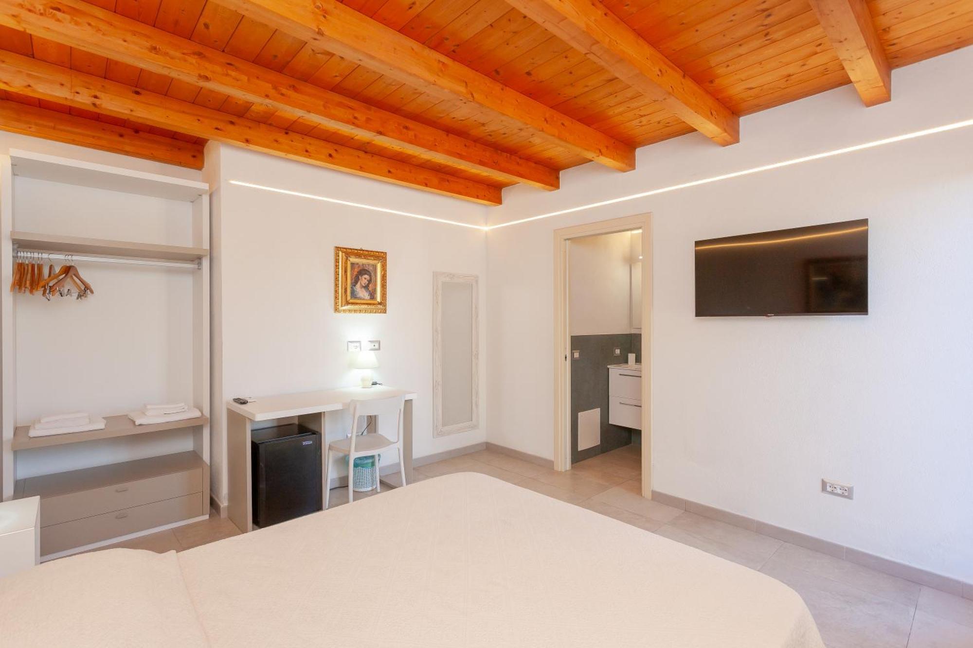 سان تيودورو B&B Pettirosso المظهر الخارجي الصورة