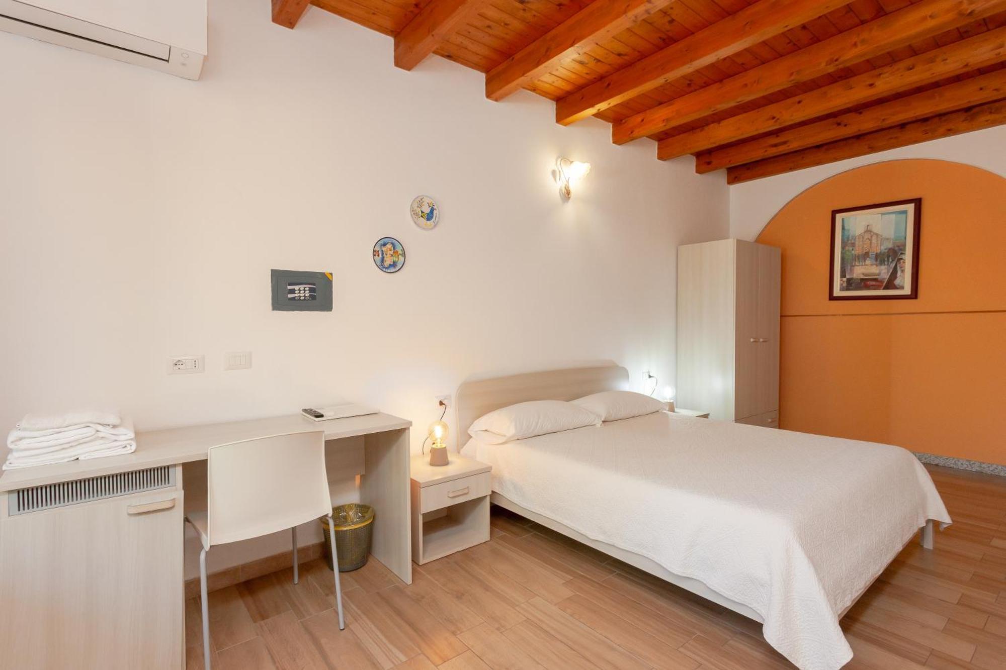 سان تيودورو B&B Pettirosso المظهر الخارجي الصورة