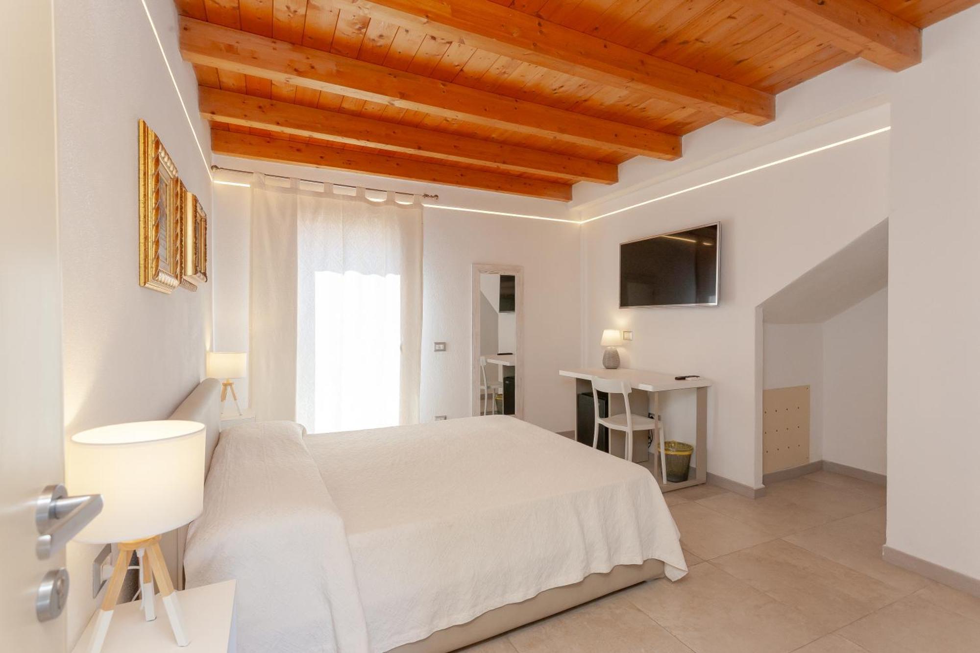 سان تيودورو B&B Pettirosso المظهر الخارجي الصورة