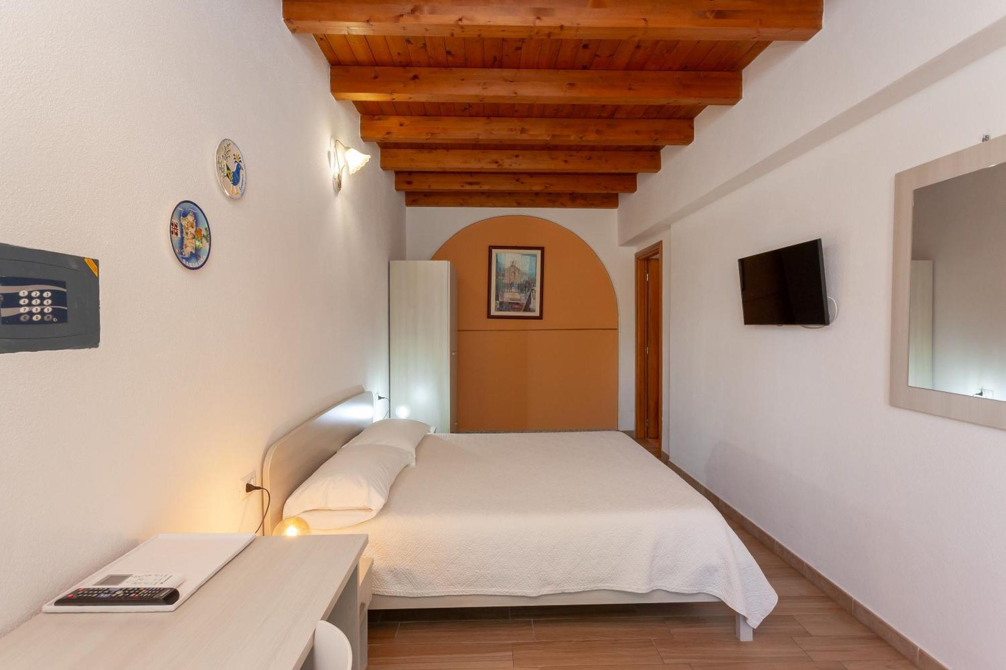سان تيودورو B&B Pettirosso المظهر الخارجي الصورة