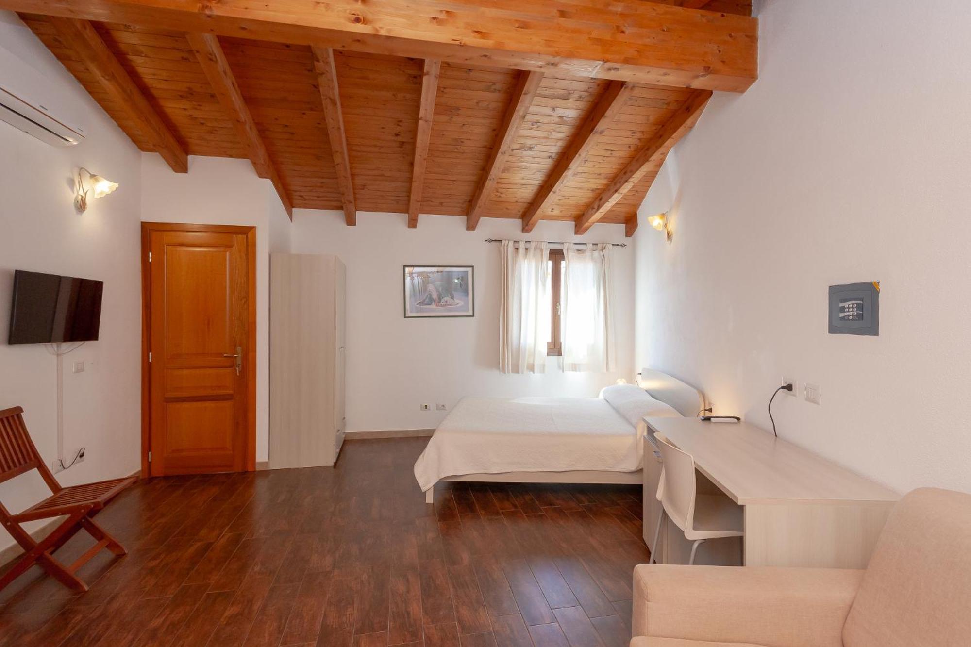 سان تيودورو B&B Pettirosso المظهر الخارجي الصورة