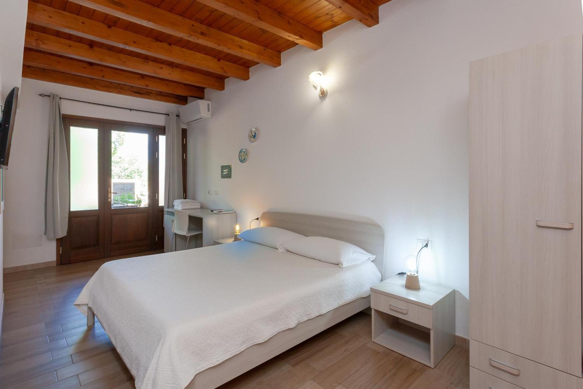 سان تيودورو B&B Pettirosso المظهر الخارجي الصورة