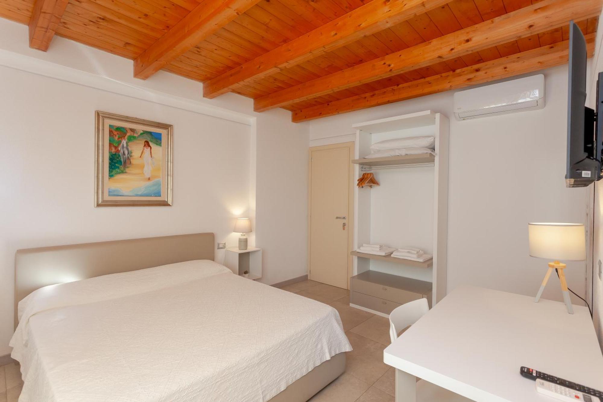سان تيودورو B&B Pettirosso المظهر الخارجي الصورة